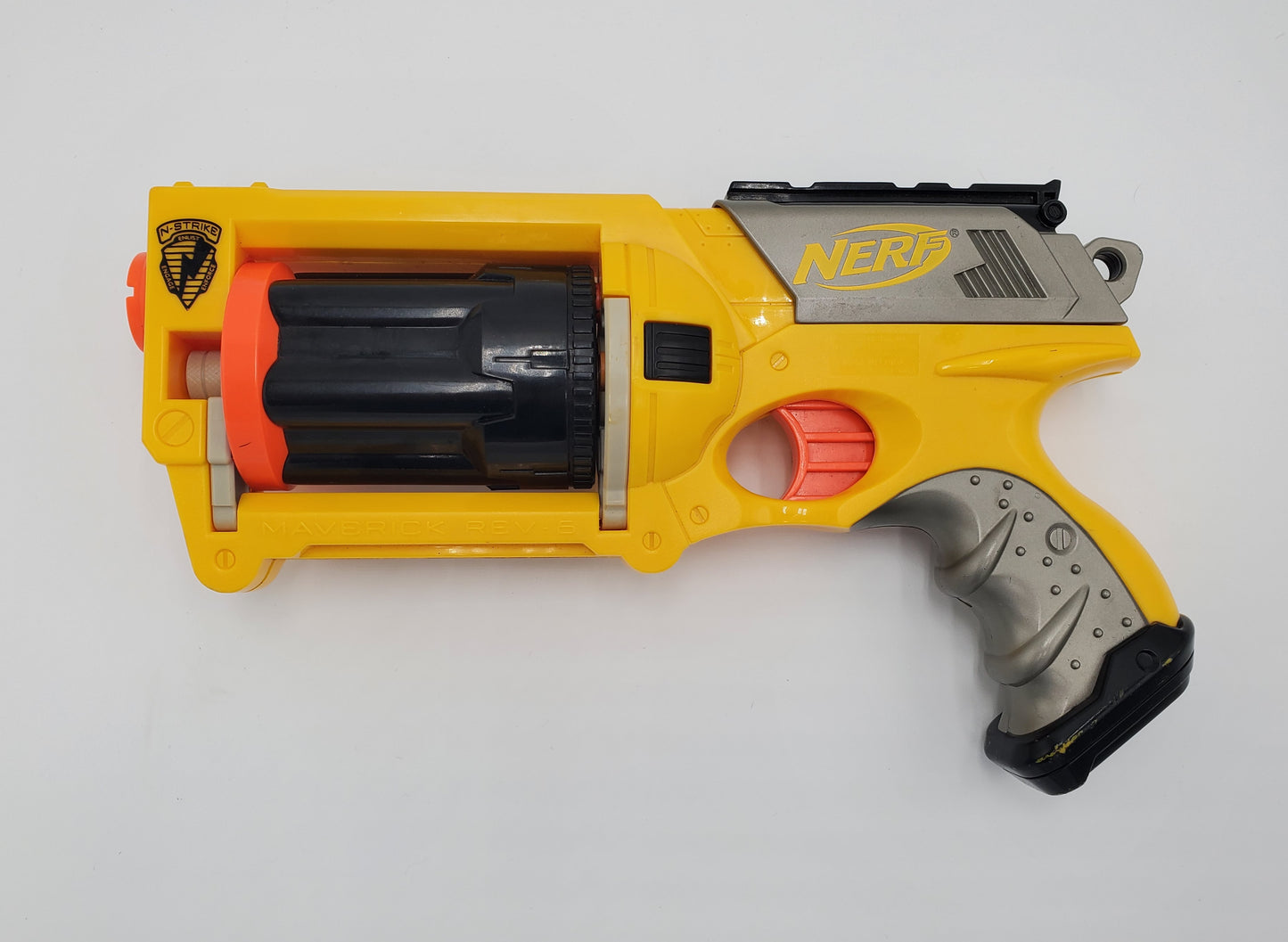 Nerf N-Strike Maverick REV-6