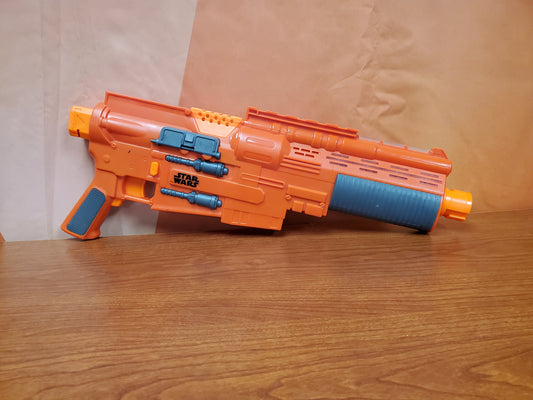 Nerf Star Wars Sergeant Jyn Erso Deluxe Blaster