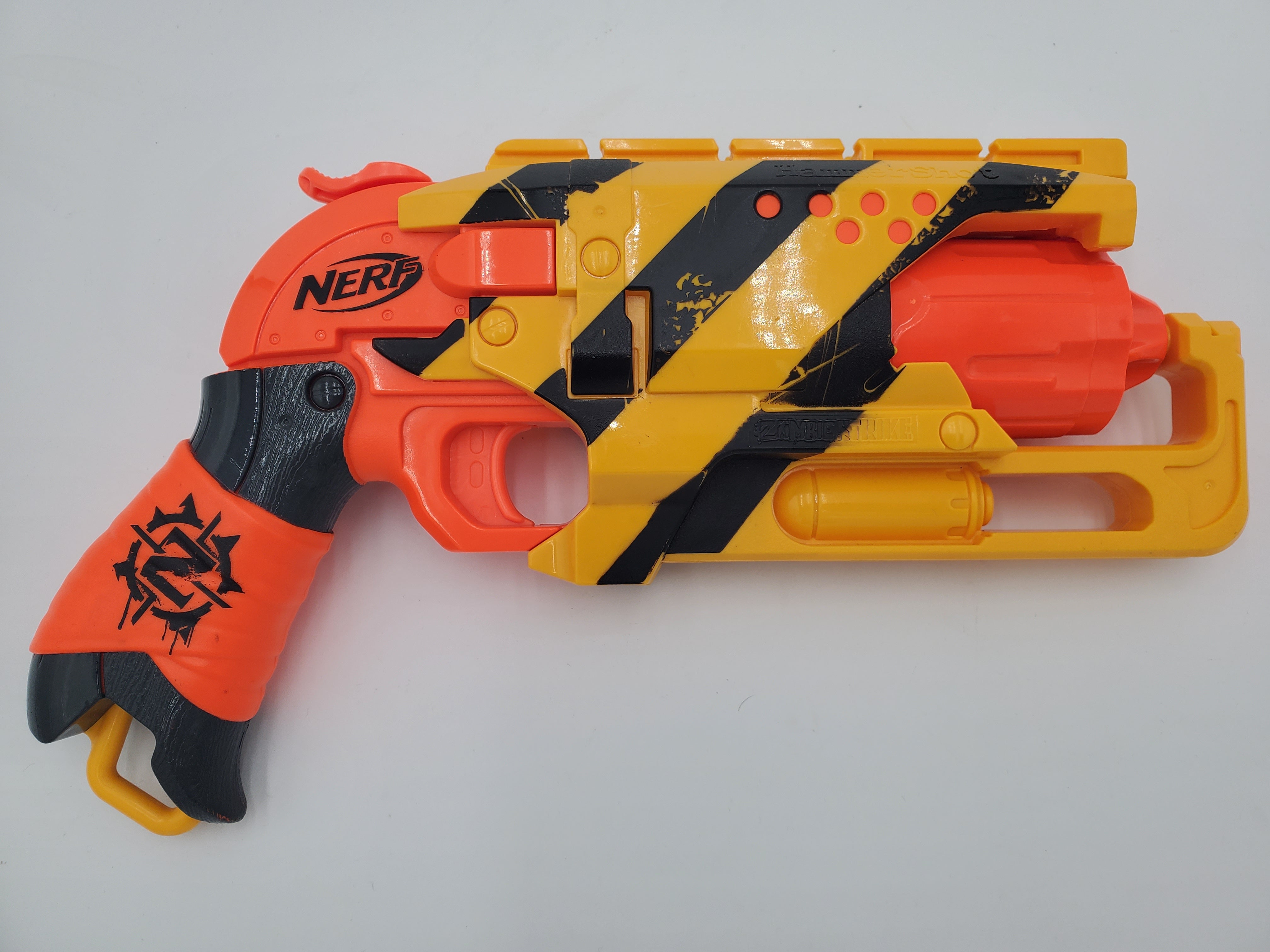 Nerf Zombie Strike トイガン オレンジ/イエロー Nerf Zombie Strike Hammershot Blaster – Blaster Guy