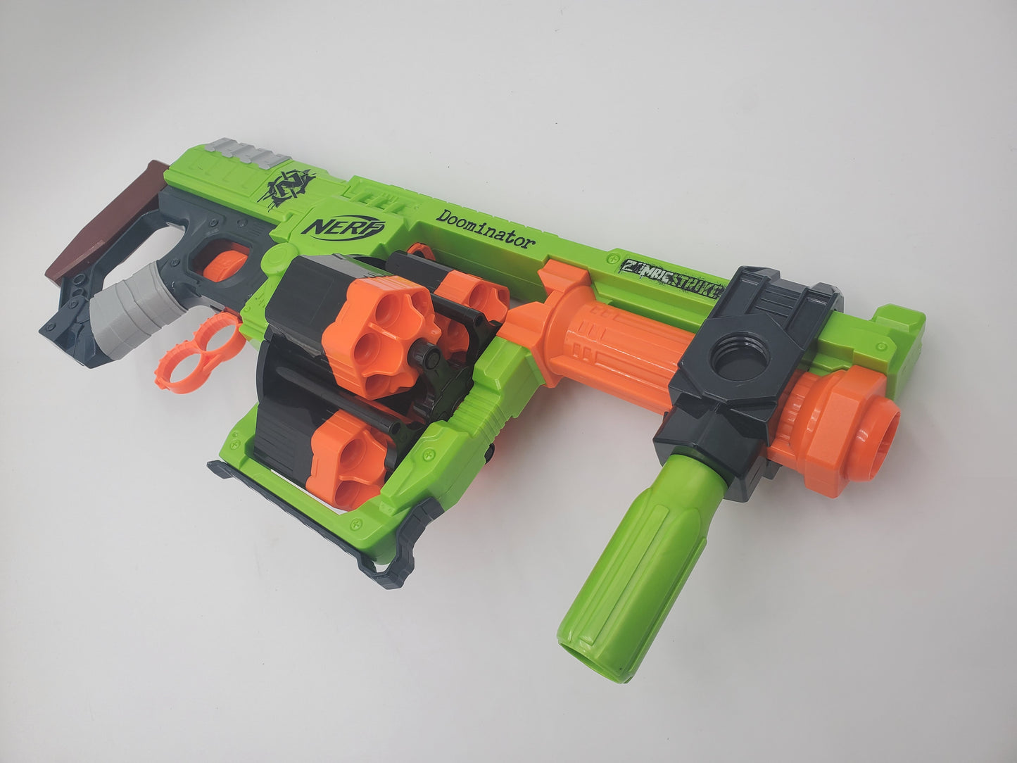 Nerf Zombie Strike Doominator