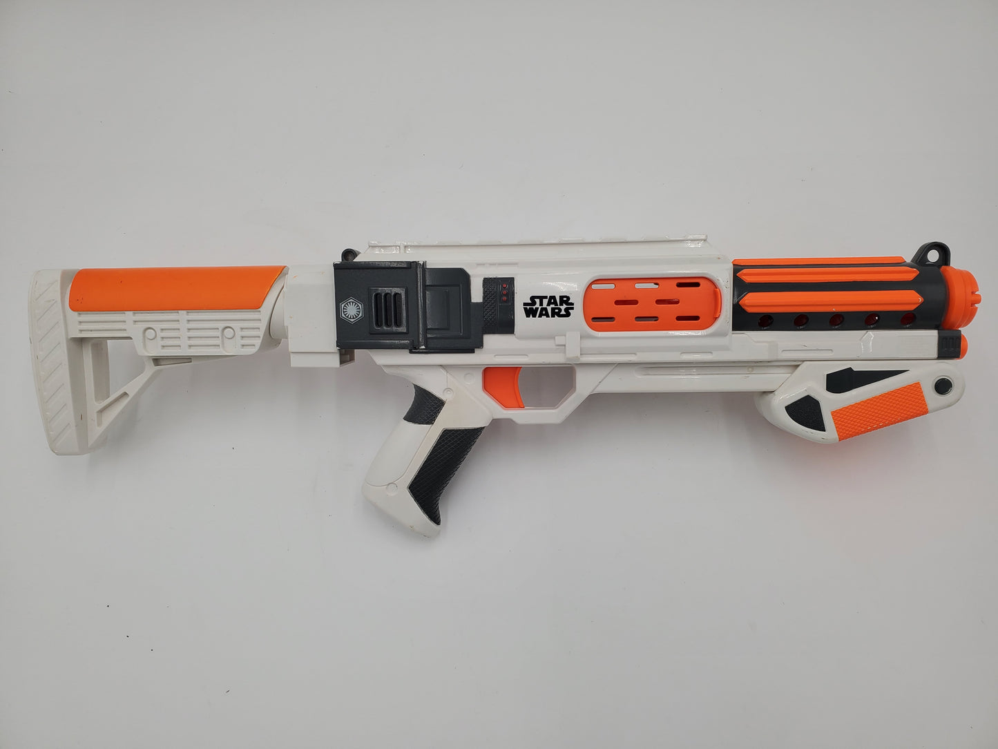 Nerf Star Wars First Order Stormtrooper Deluxe Blaster