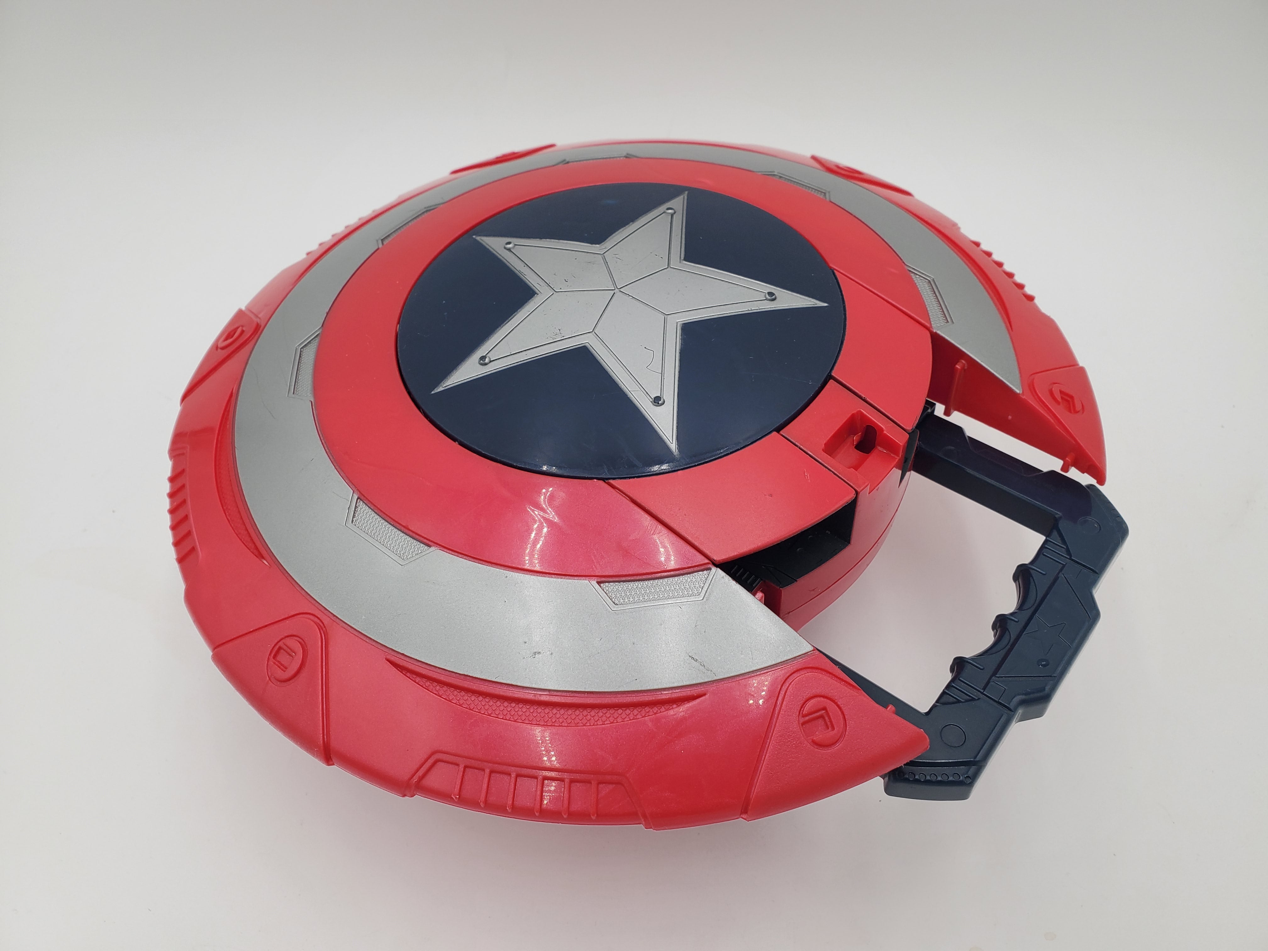 Nerf Marvel Stealthfire Shield – Blaster Guy