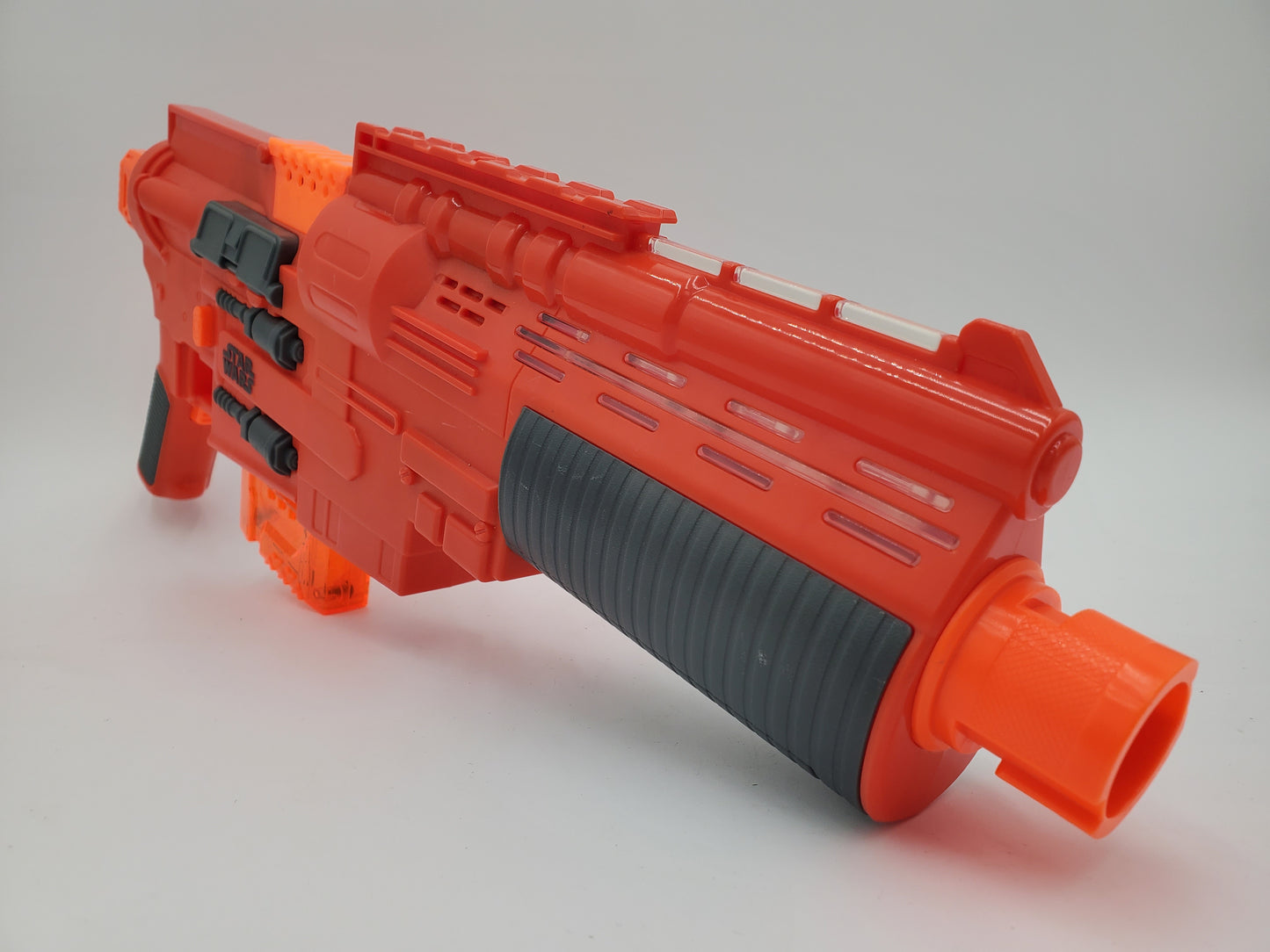 Nerf Star Wars Sergeant Jyn Erso Deluxe Blaster