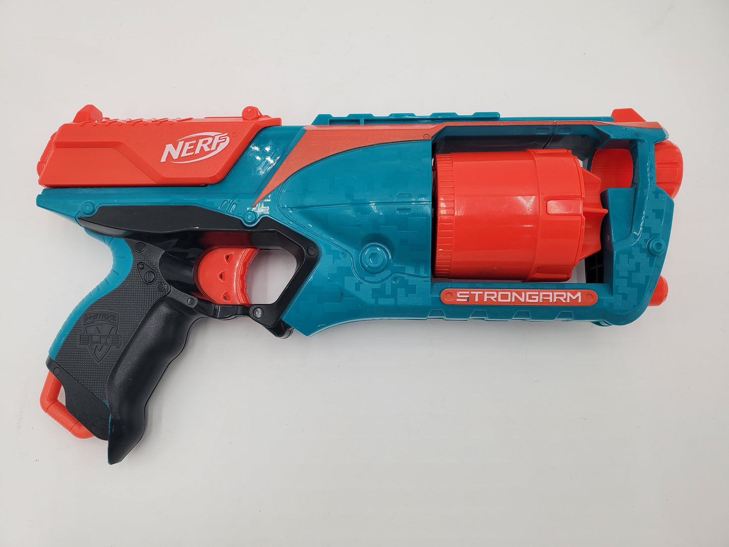 Nerf N-Strike Elite Strongarm