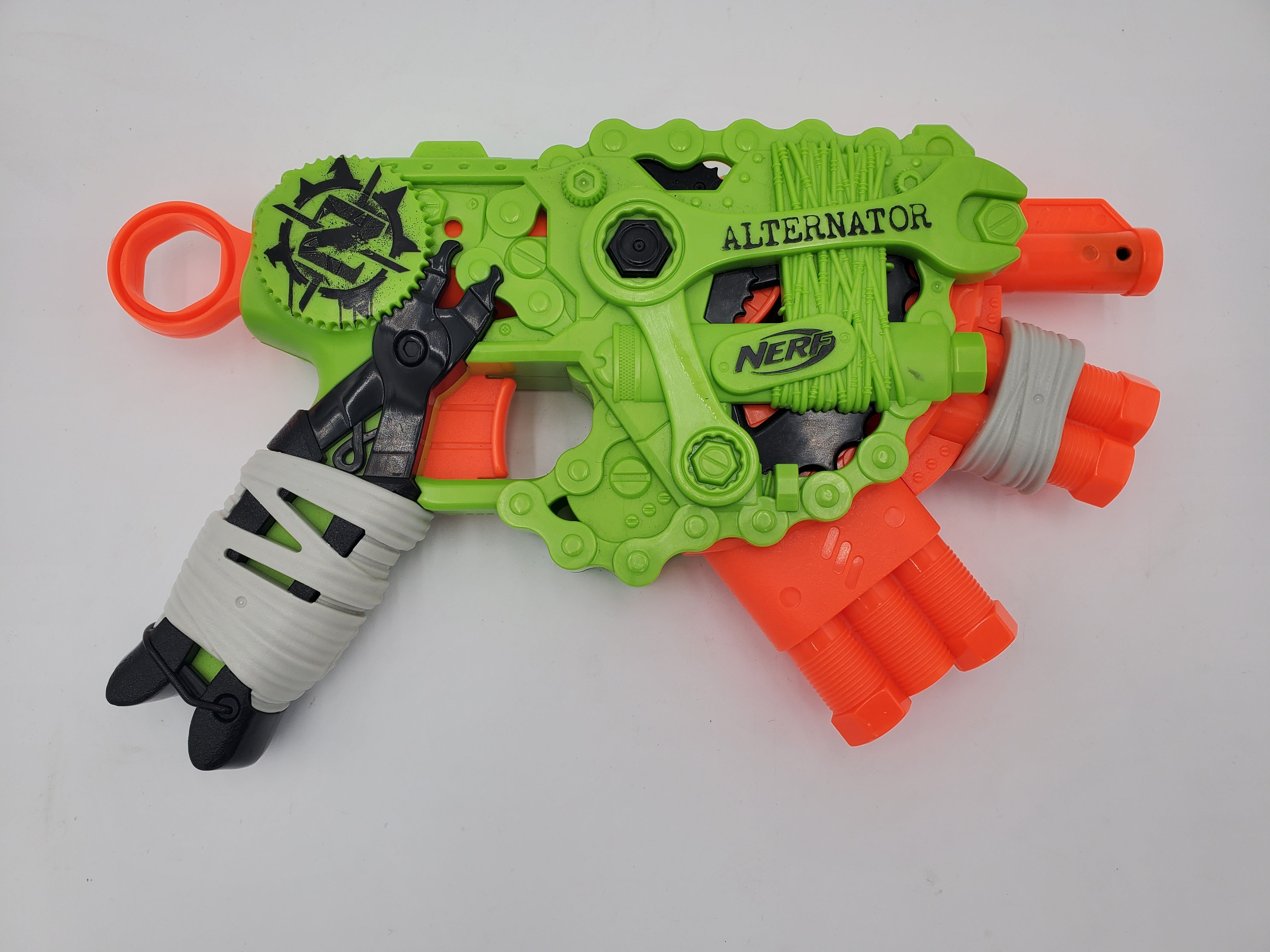 Nerf Zombie Strike Alternator – Blaster Guy
