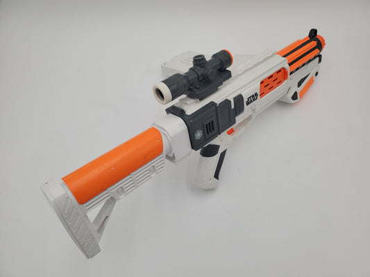 Nerf Star Wars First Order Stormtrooper Deluxe Blaster