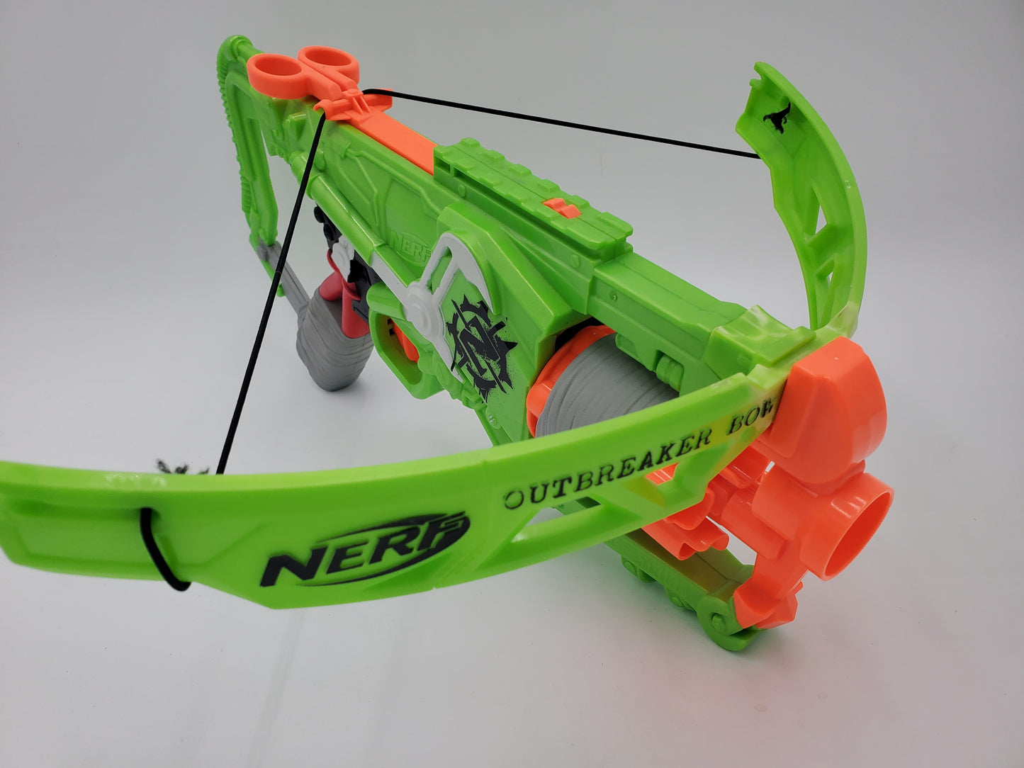 Nerf Zombie Strike Outbreaker Bow