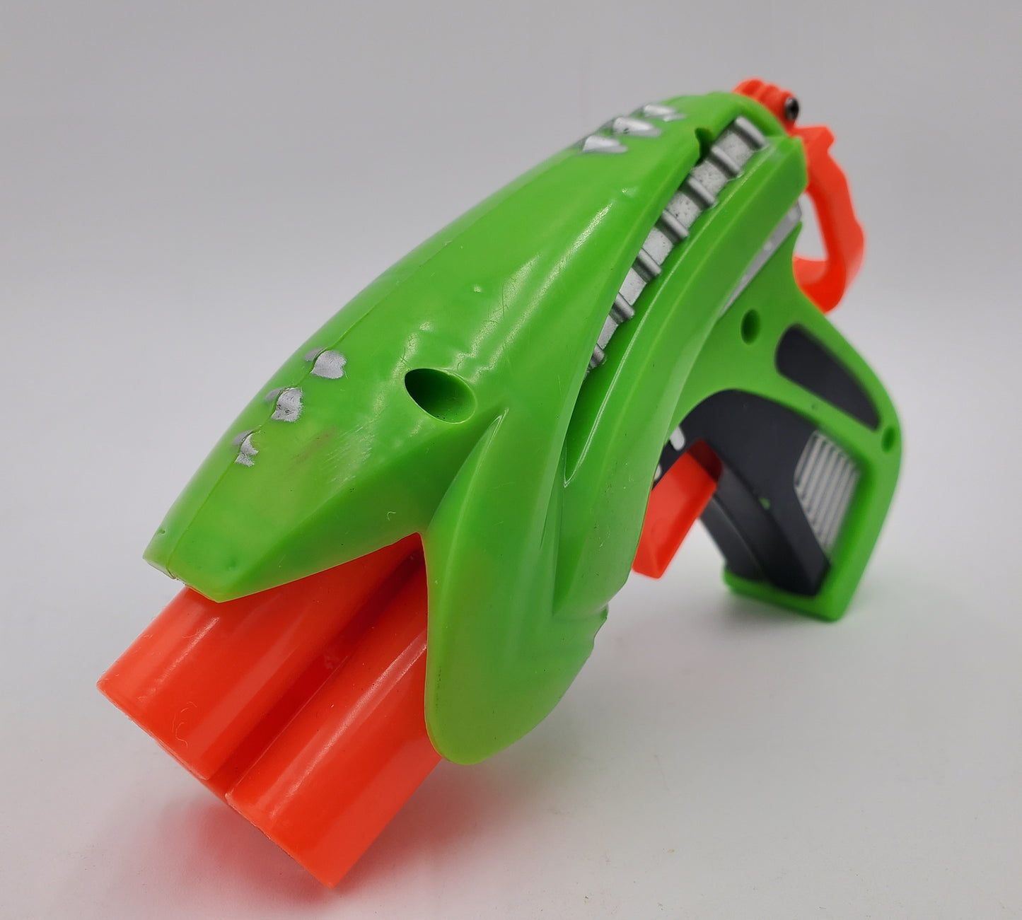 "CNNIKTOYSHA" Green Foam Dart Blaster