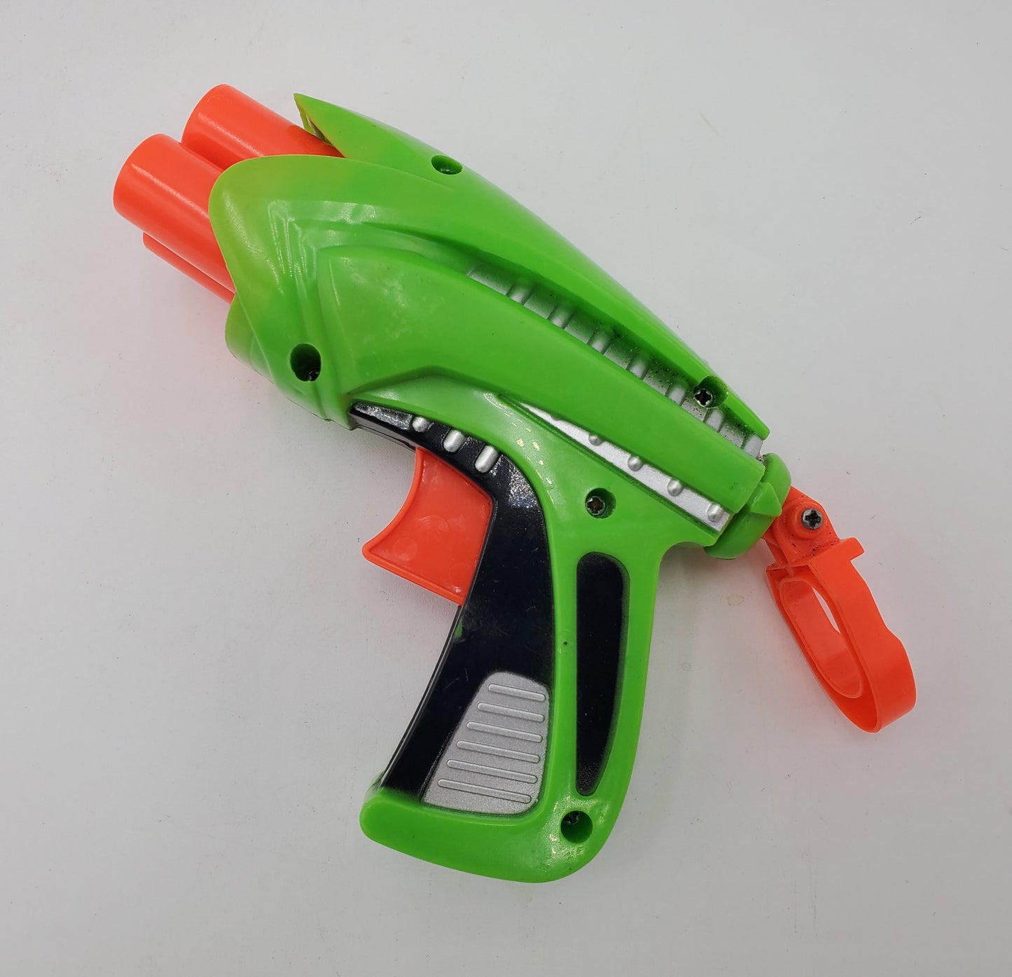 "CNNIKTOYSHA" Green Foam Dart Blaster