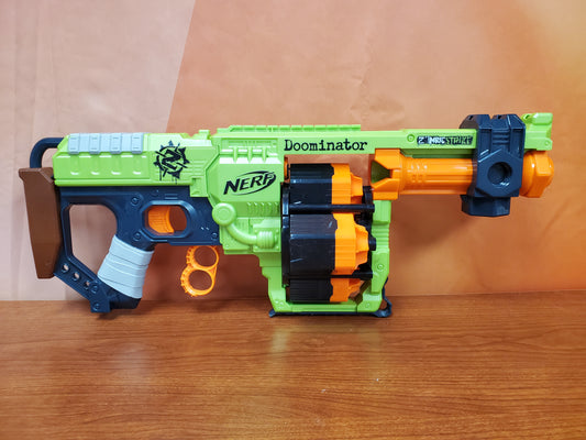 Nerf Zombie Strike Doominator