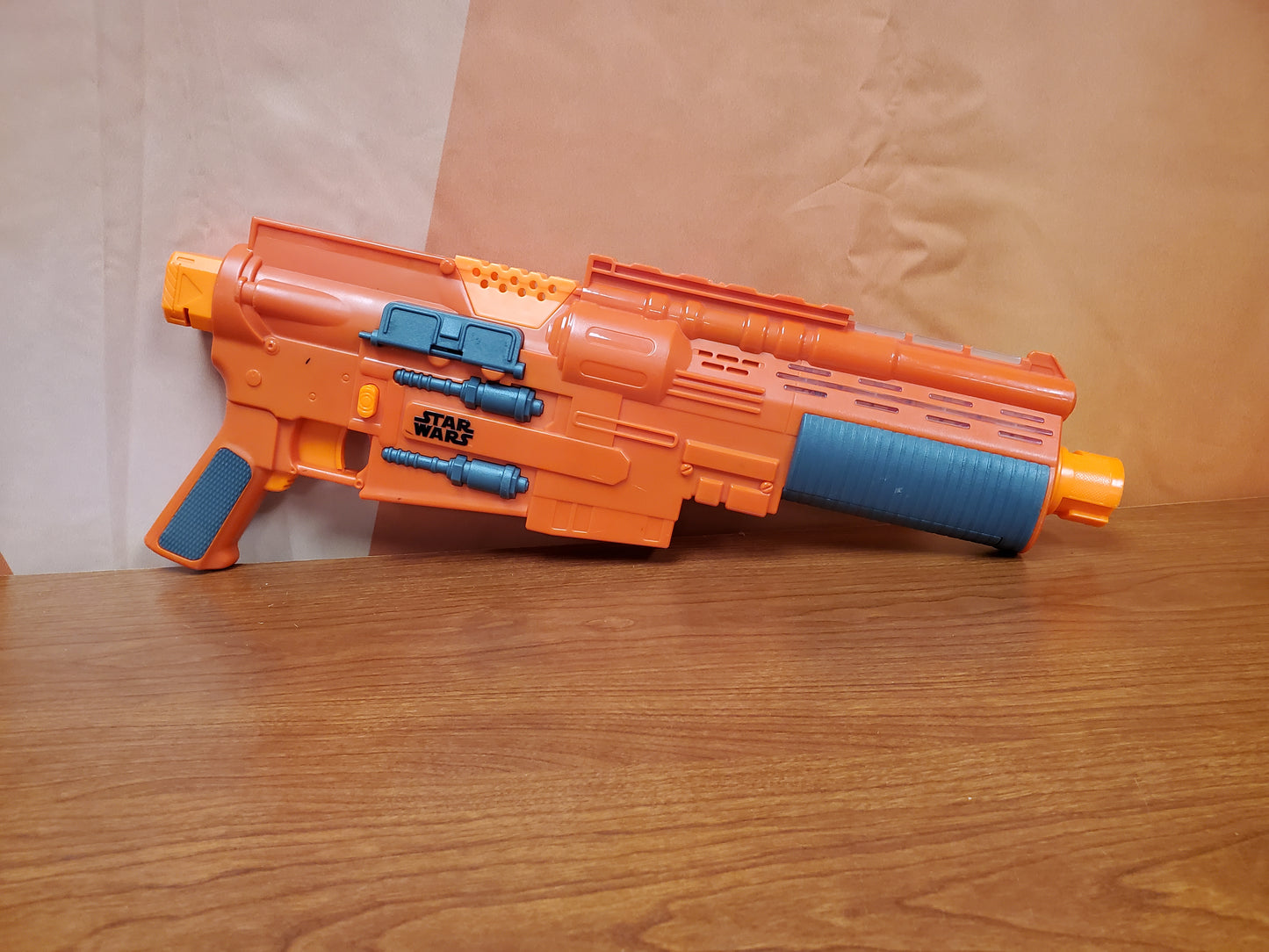 Nerf Star Wars Sergeant Jyn Erso Deluxe Blaster